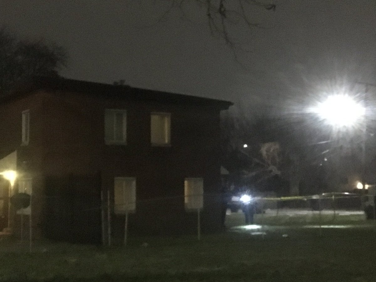 Michigan State Police investigating reported multiple shooting at public housing complex in River Rouge. Evidence markers go from the street to the front door at 522 Beechwood between Visger and Eton St. (Beechwood aka Copeland Dr, between Outer Dr & Schaefer, Jefferson and Fort) 
