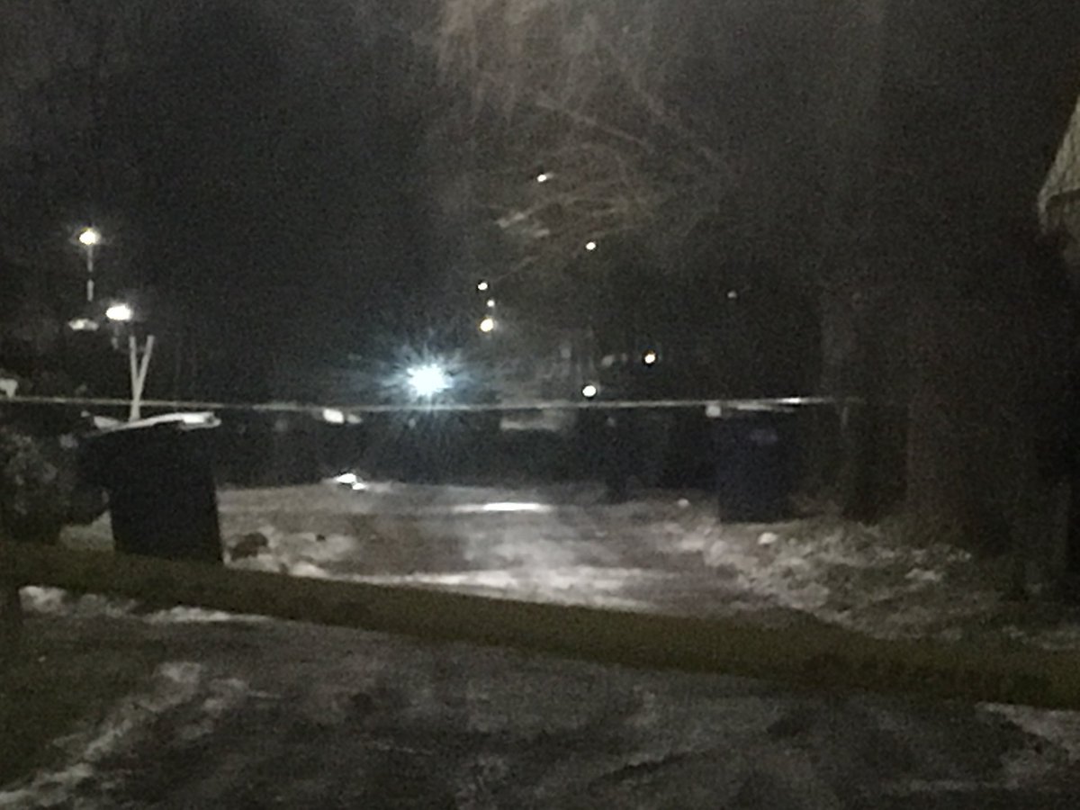 Michigan State Police investigating reported multiple shooting at public housing complex in River Rouge. Evidence markers go from the street to the front door at 522 Beechwood between Visger and Eton St. (Beechwood aka Copeland Dr, between Outer Dr & Schaefer, Jefferson and Fort) 