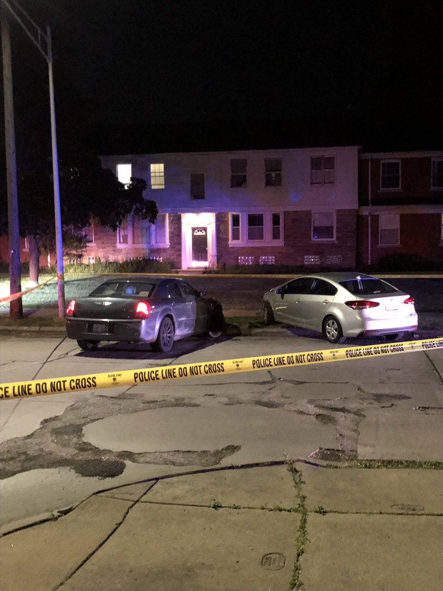 Harper woods & @detroitpolice on scene in Harper Woods at Chester and Sloan for a shooting involving the Chrysler 300 crashing into the parked KIA. Evidence markers scattered throughout street near Kingsville and Sloan as well. Hearing victims in critical condition. 