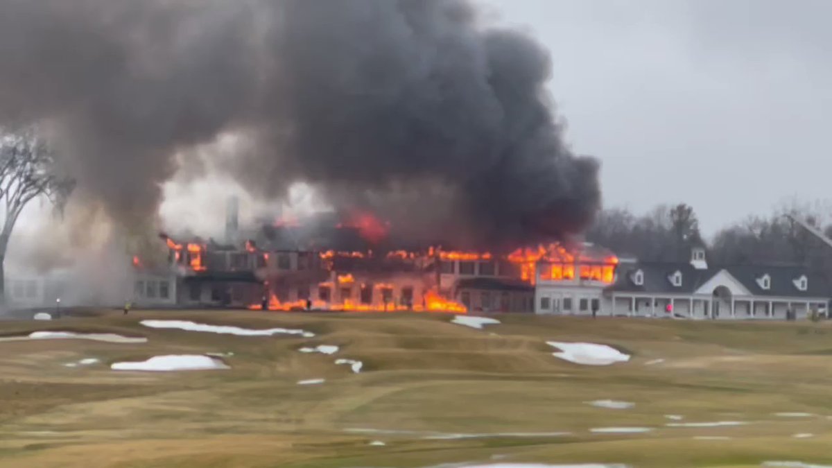 Oakland Hills Country Club in Michigan, which hosted 6 U.S. Opens and 3 PGA Championships, engulfed in flames