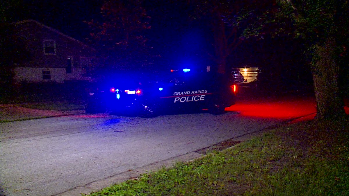 Police say a man suffered minor injuries in a stabbing in Grand Rapids Thursday night