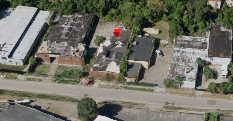 Detroit, Michigan expolosion with fire** units operating at an explosion in a commercial warehouse on northlawn st with fire - initial report of 1 critical injury and 4 other injuries